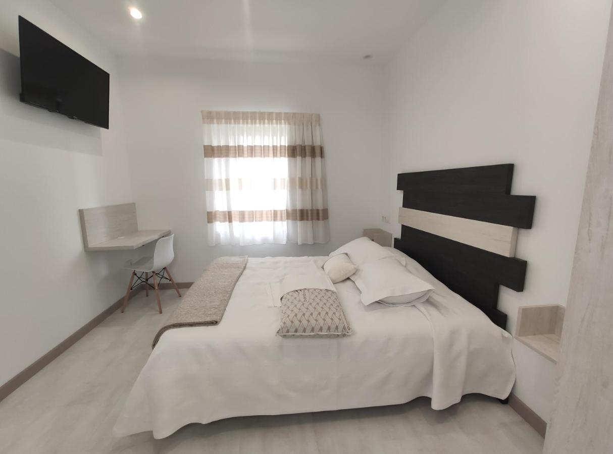 Hostal Oleo Auto Check-In Santander Extérieur photo